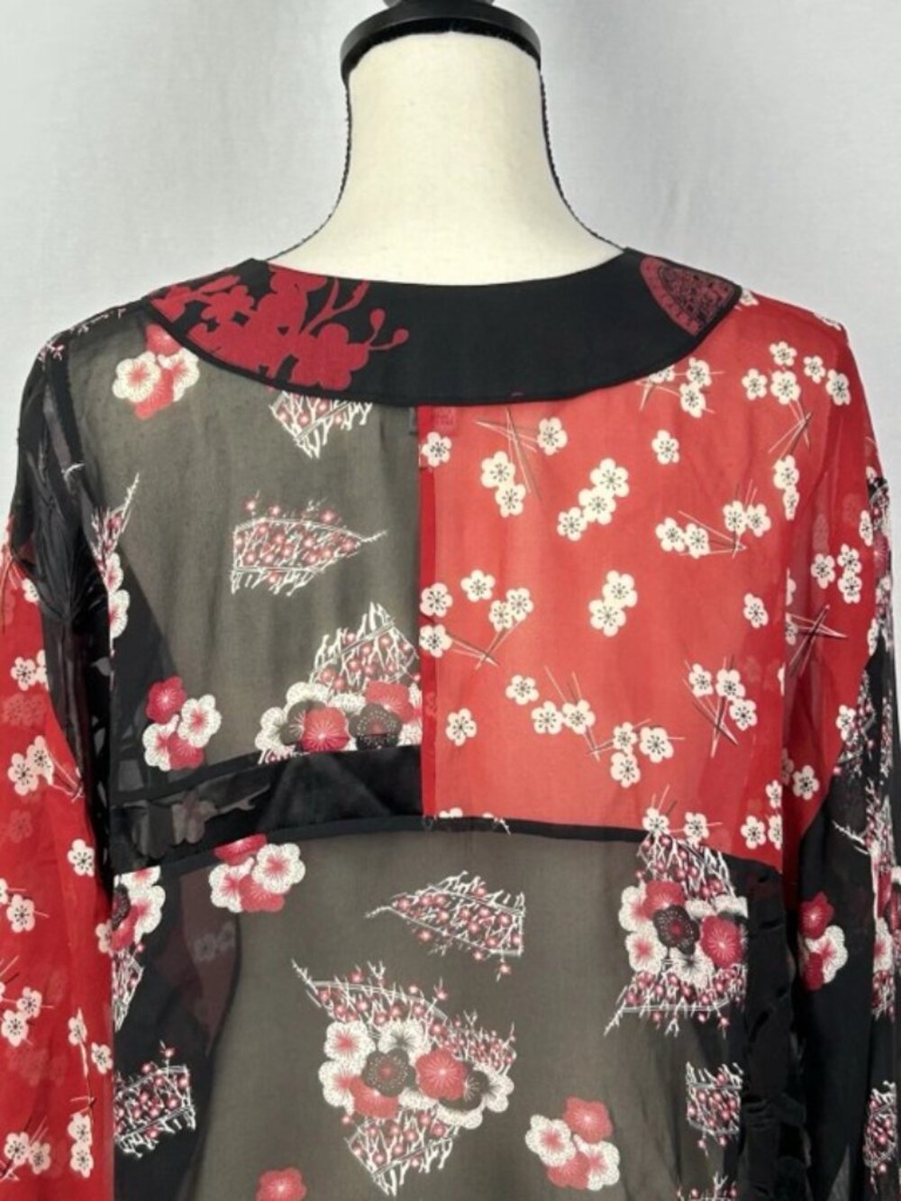 Chicos Silk Open Front Cardigan Kimono M Red Asian Inspired Shrug Sheer Dressy - Picture 6 of 11